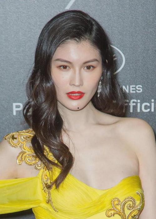 狗仔爆料陈伟霆何穗视频 第2张 狗仔爆料陈伟霆何穗视频 第2张